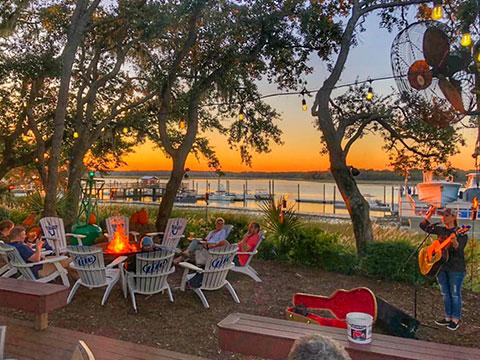 Photo Credit: skullcreekboathouse.com