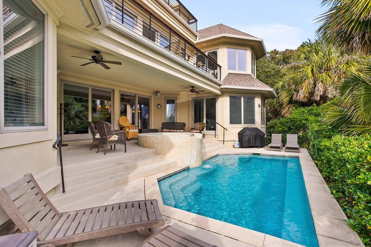 private pool at Pura Vida rental